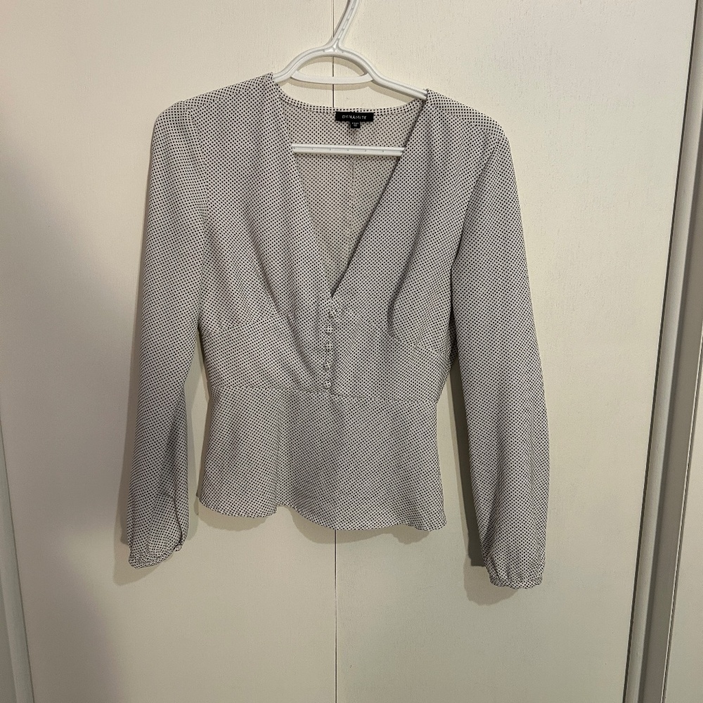 Dynamite Size XS V-Neck Long Sleeve Corset Button Blouse